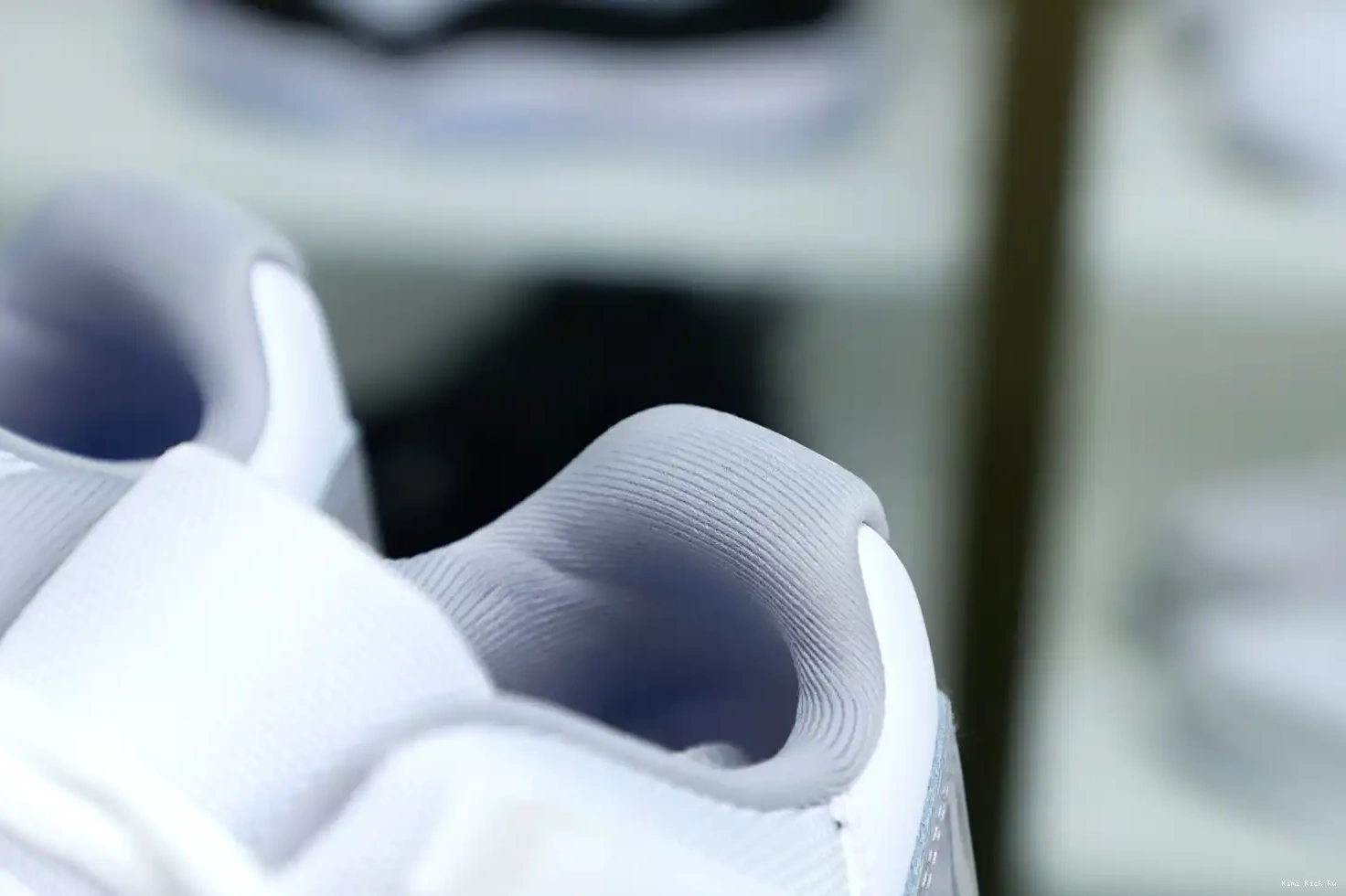 Kimikick Low  Air 11 Retro Jordan 0805